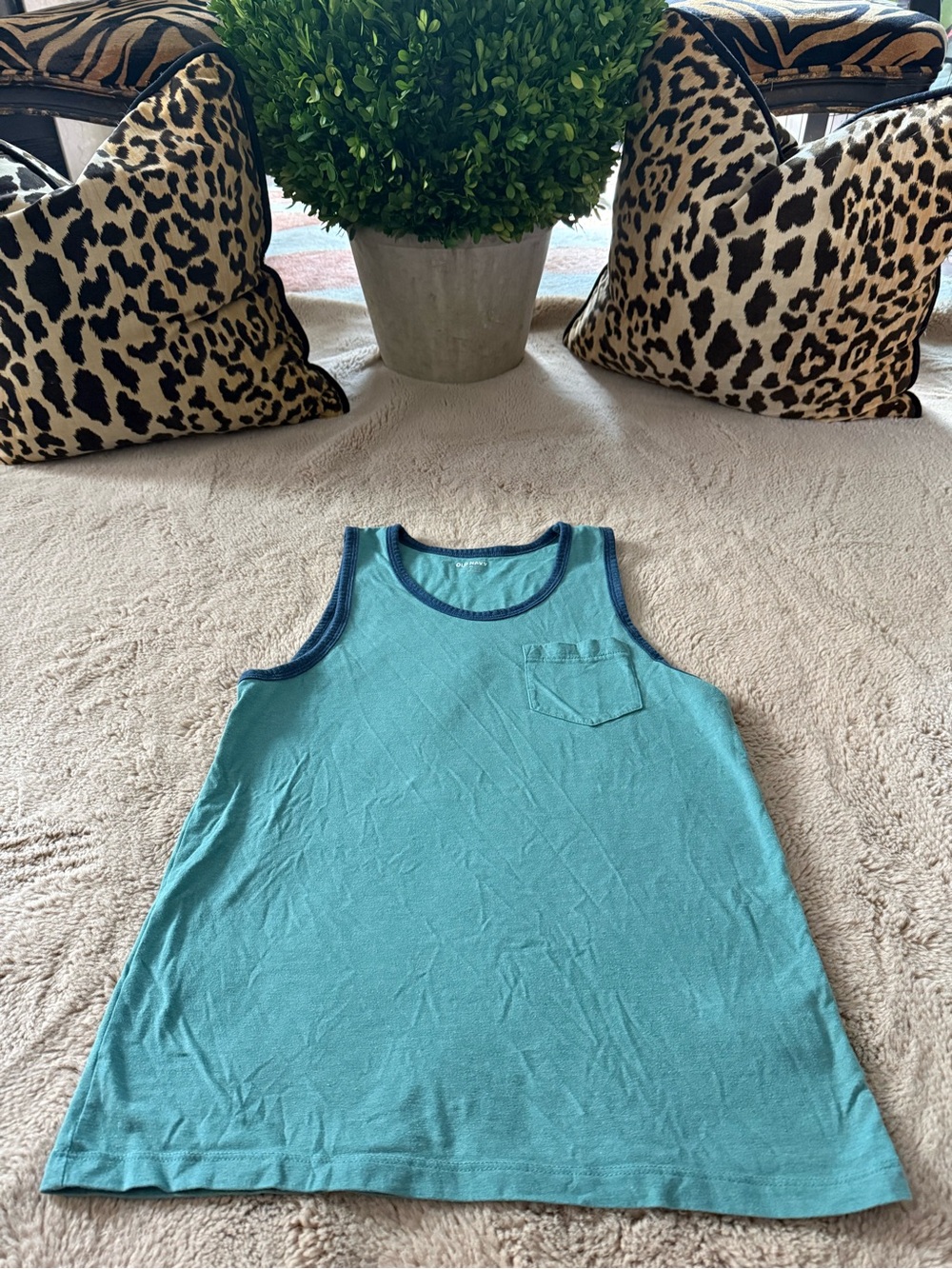 OLD NAVY Men’s XS Green/Aqua Tank Top with Navy Trim EUC